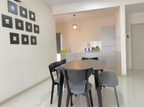 3 Bedrooms FULLY AIRCOND,near MSU , Shah Alam stadium